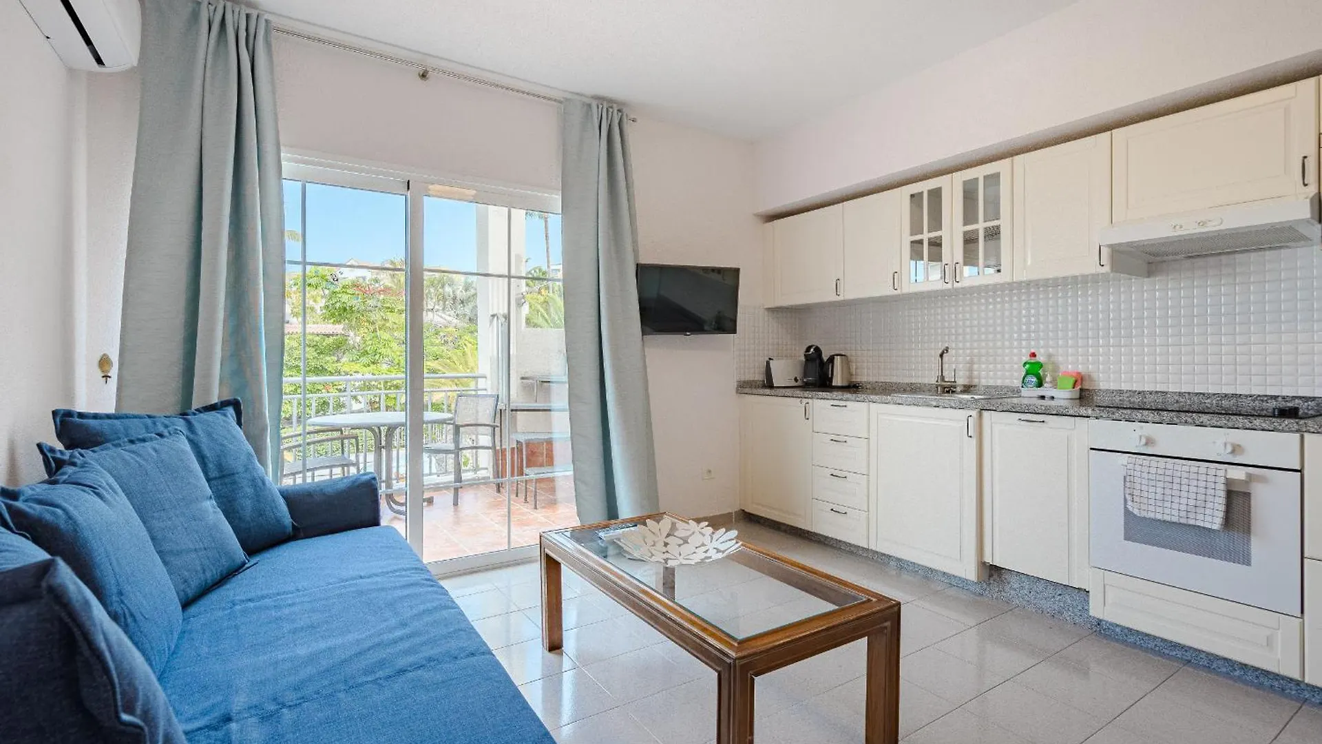 Apartment Playa Fanabe, El Duque Costa Adeje  Costa Adeje (Tenerife)